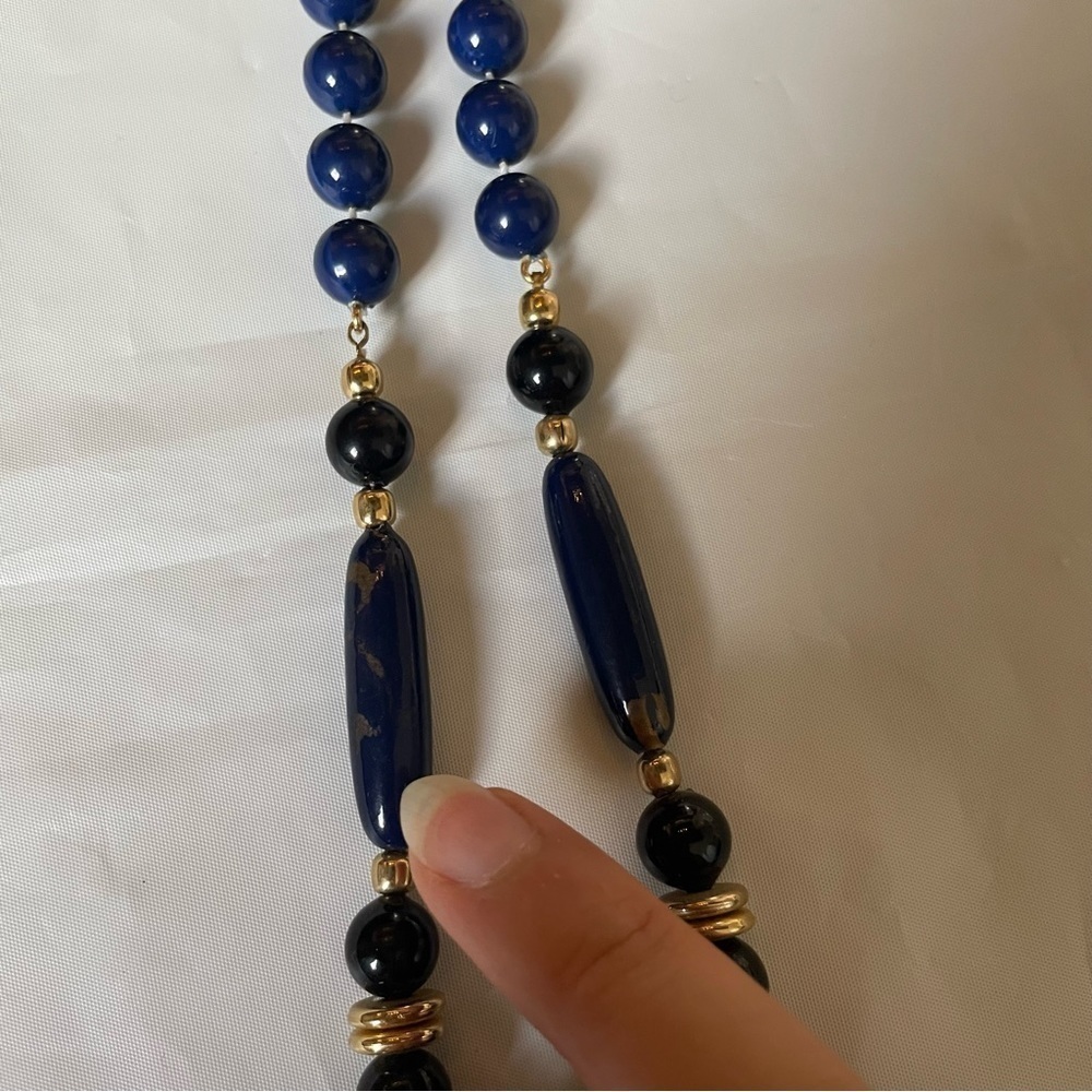 📿 Vintage: Blue  and Gold Costume Jewelry Necklace 📿 - Picture 6 of 8